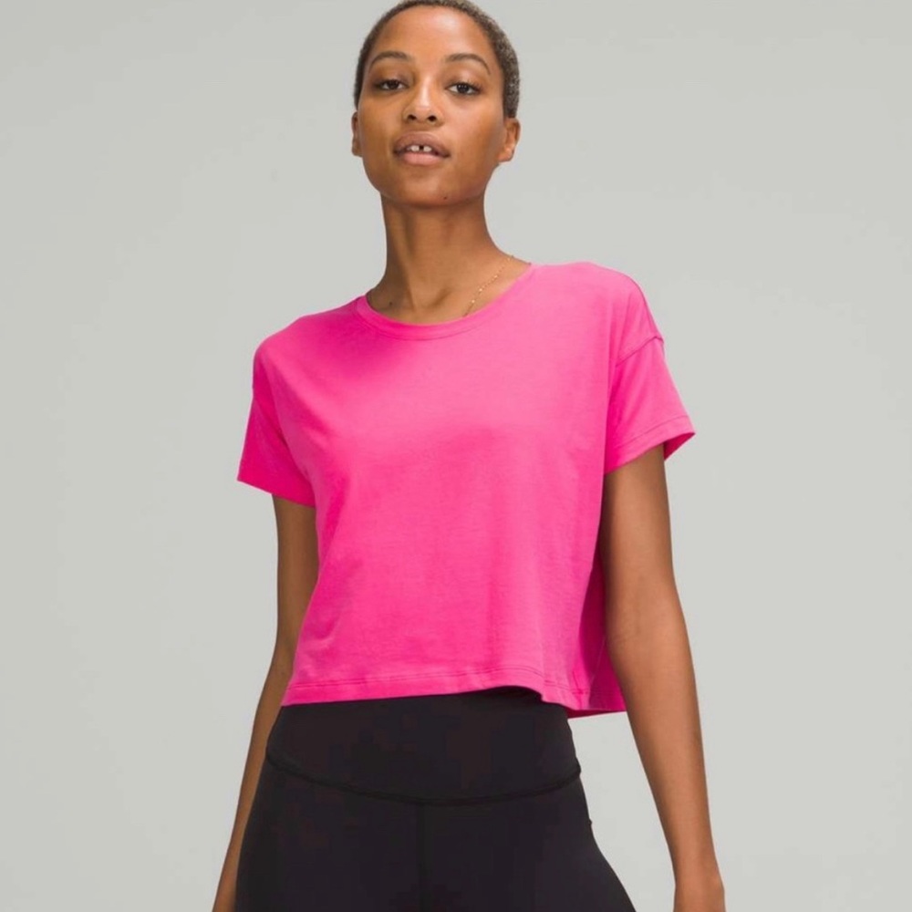 Lululemon Sonic Pink Cate’s Tee